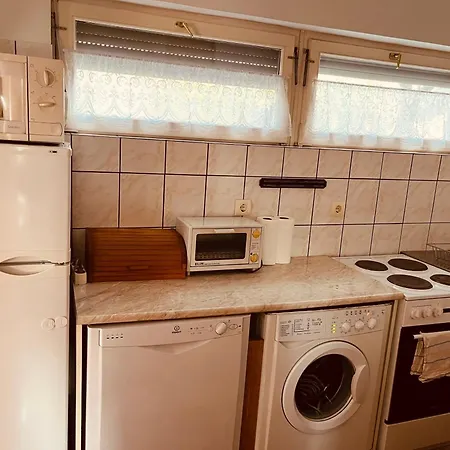 Tisza-tavi Kucko Apartment
